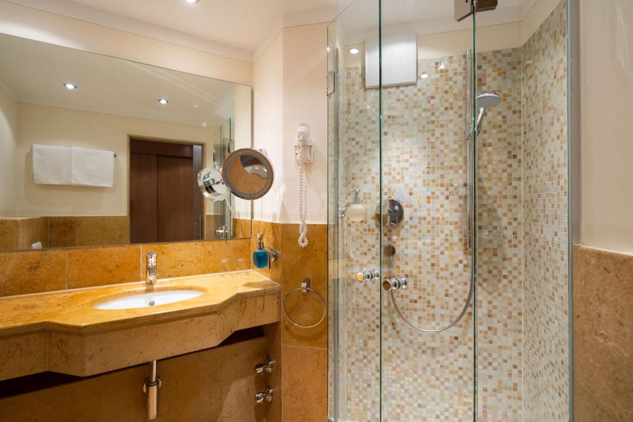 Hotel Gasthof Alte Post Holzkirchen Holzkirchen  Luaran gambar